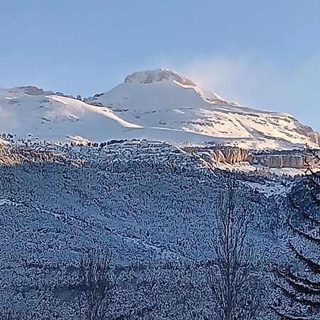 Apartamento Pico De Alba - Jacetania Villanúa Buitenkant foto