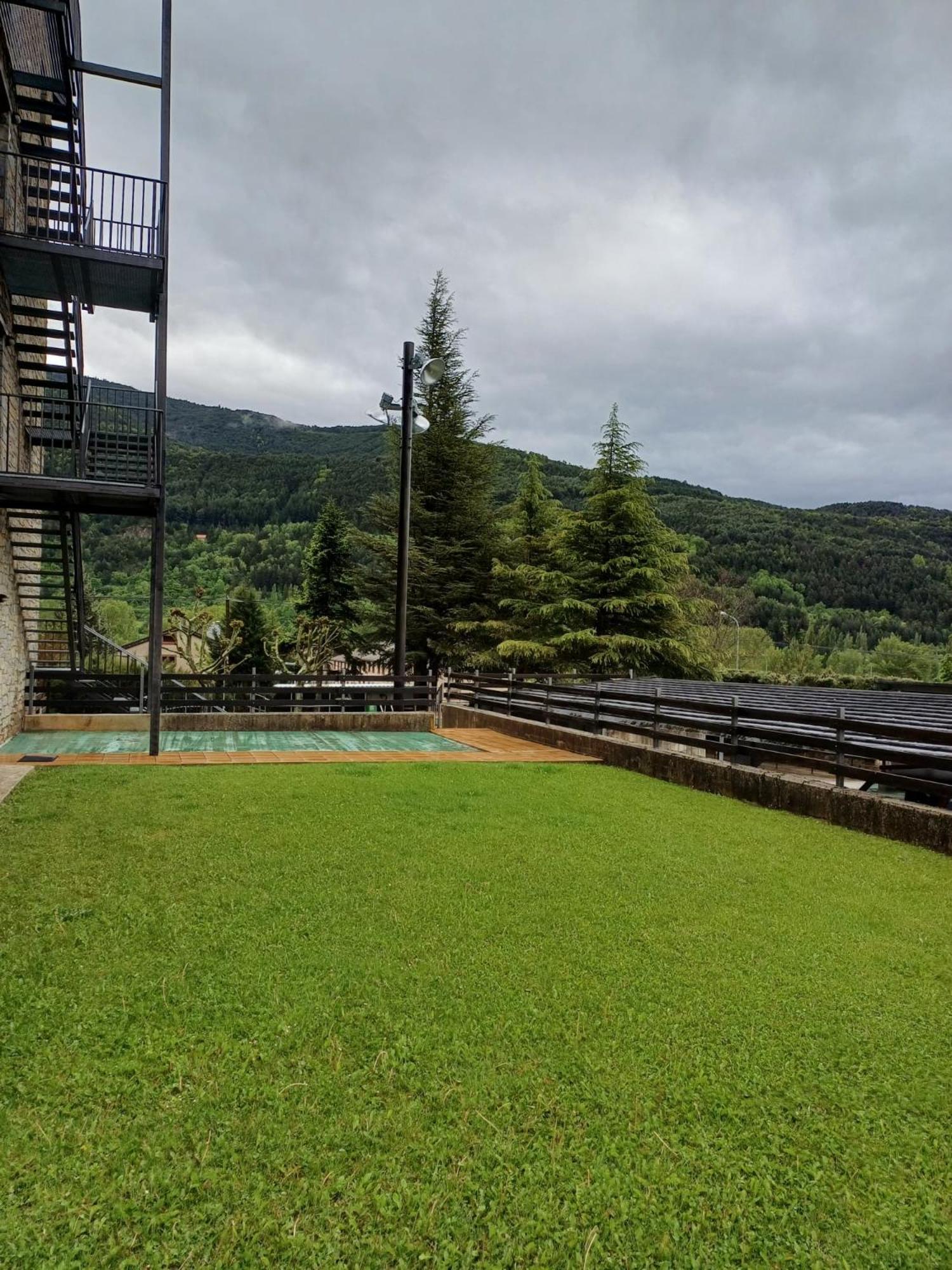 Apartamento Pico De Alba - Jacetania Villanúa Buitenkant foto