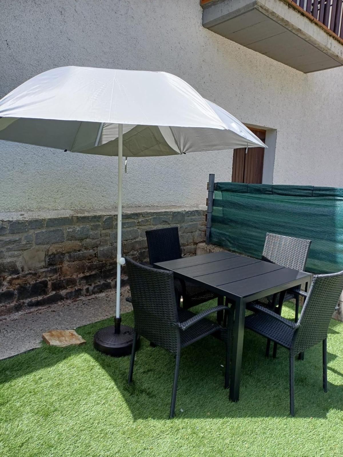 Apartamento Pico De Alba - Jacetania Villanúa Buitenkant foto